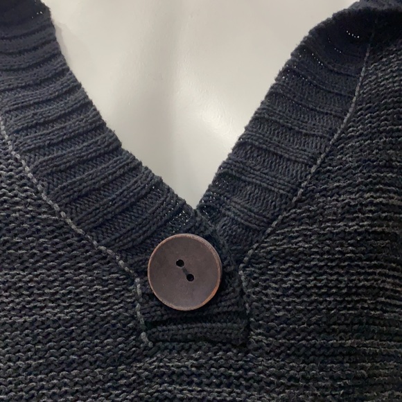 SOLD YEY !! FREE PEOPLE BLACK Poncho ! - Picture 6 of 11